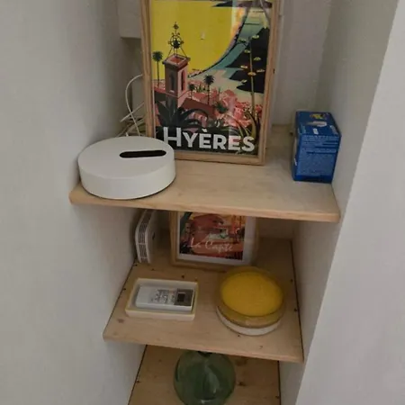 T2 Avec Terrasse En Rdc De Maison De Appartement Hyères