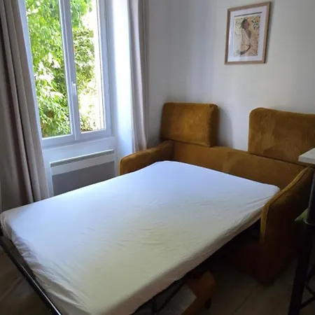 Appartement T2 Avec Terrasse En Rdc De Maison De